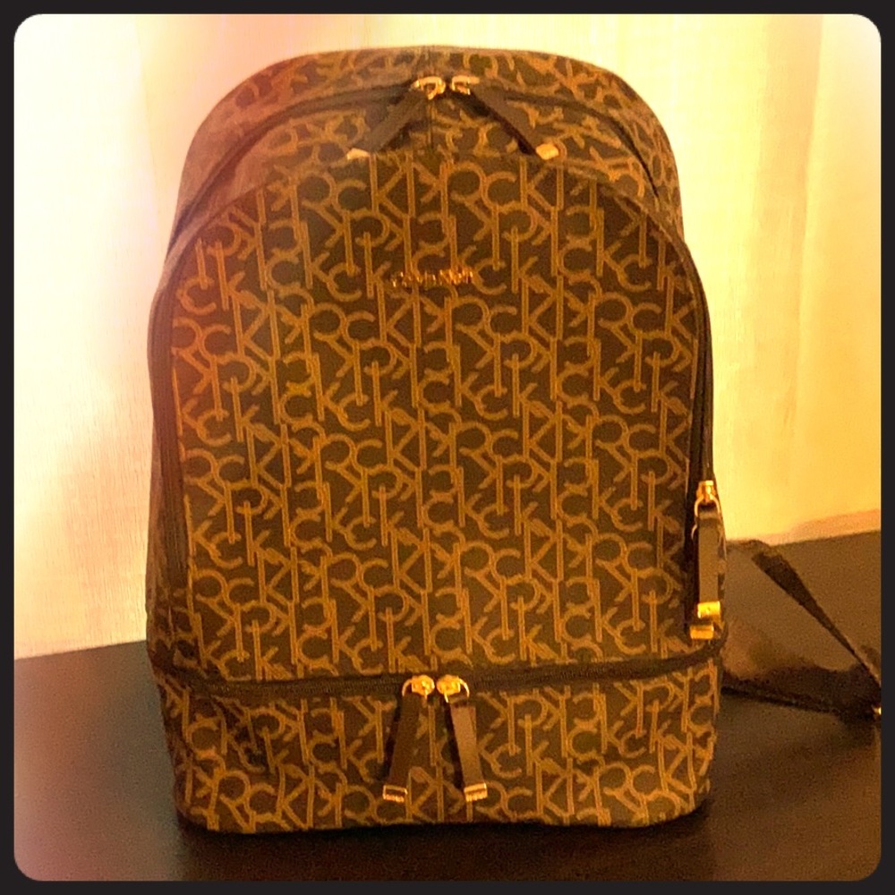 Multifunctional backpack🎒